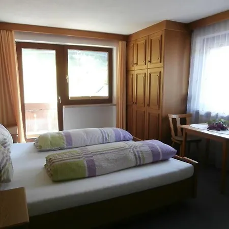 Felsblick Bed & Breakfast *